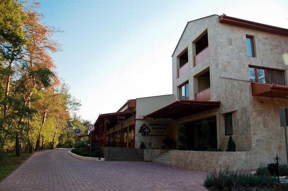 Erdospuszta Club Hotel Fenyves Дебрецен Екстериор снимка