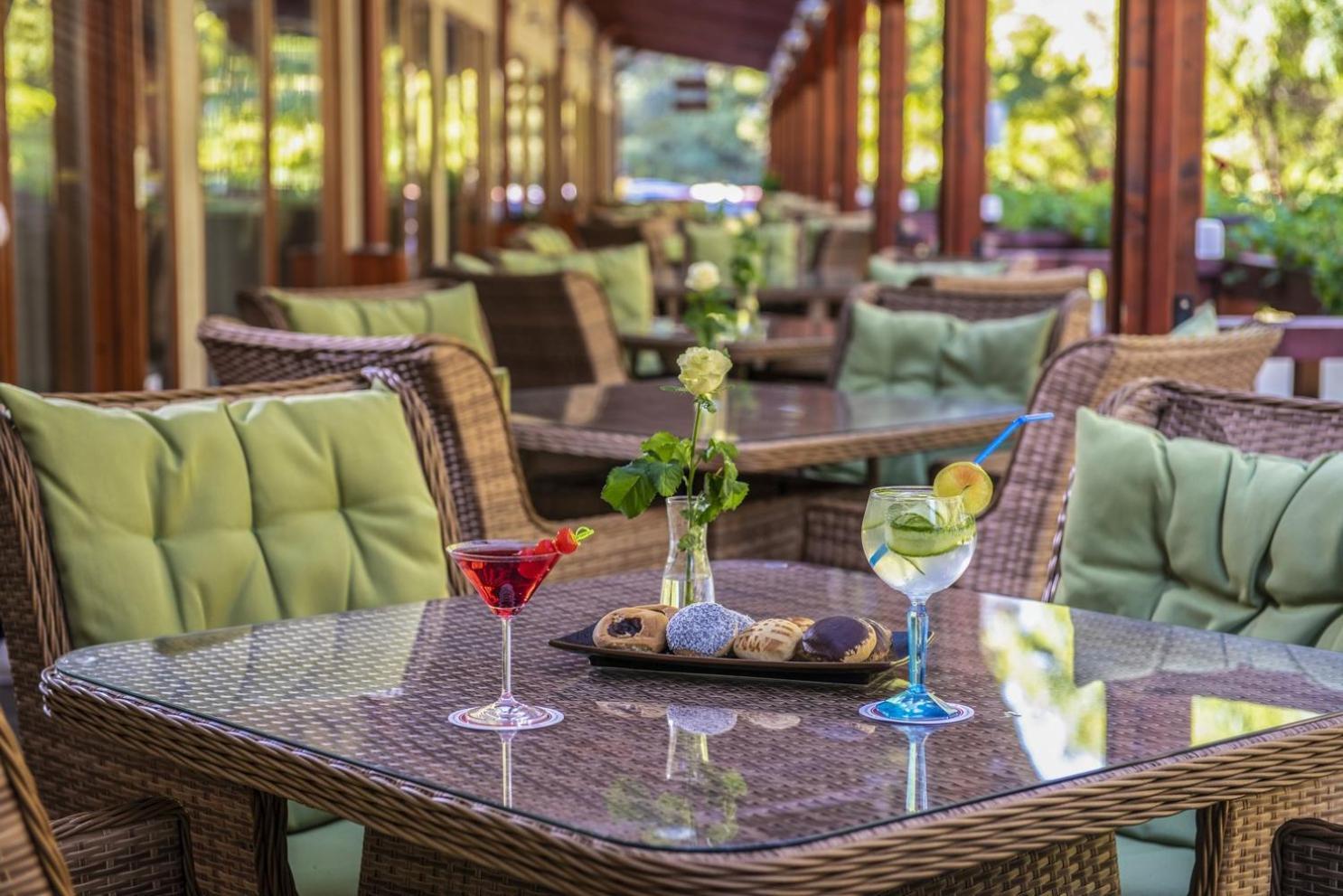 Erdospuszta Club Hotel Fenyves Дебрецен Екстериор снимка